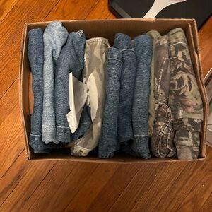 Levi 595 and Wranglers men’s size 33/32 and 32/32 long jean and shorts